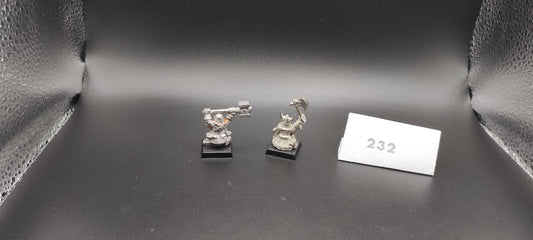 (2) Dwarf General and Queen Warhammer Fantasy Miniatures -1061-