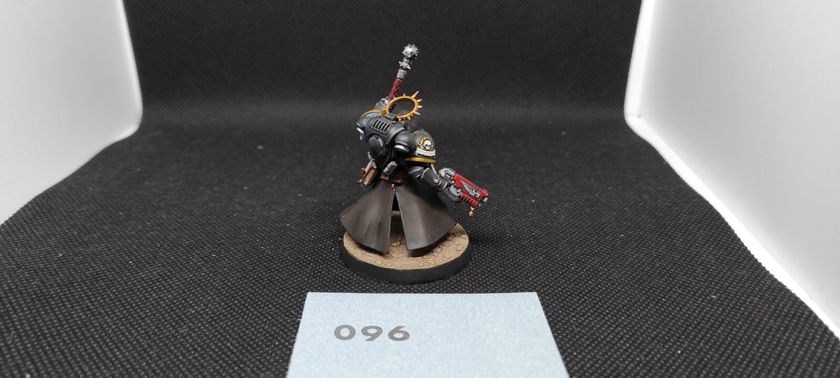 (1) Primaris Chaplain Space Marines Warhammer 40k -2423-