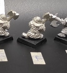 (1) Dwarf Clansmen Axe Warhammer Fantasy Miniatures -1105-