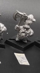 (1) Dwarf Iron Breakers Warhammer Fantasy Miniatures -1142-