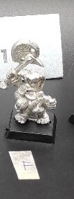(1) Dwarf Giant Slayer Warhammer Fantasy Miniatures -1216-