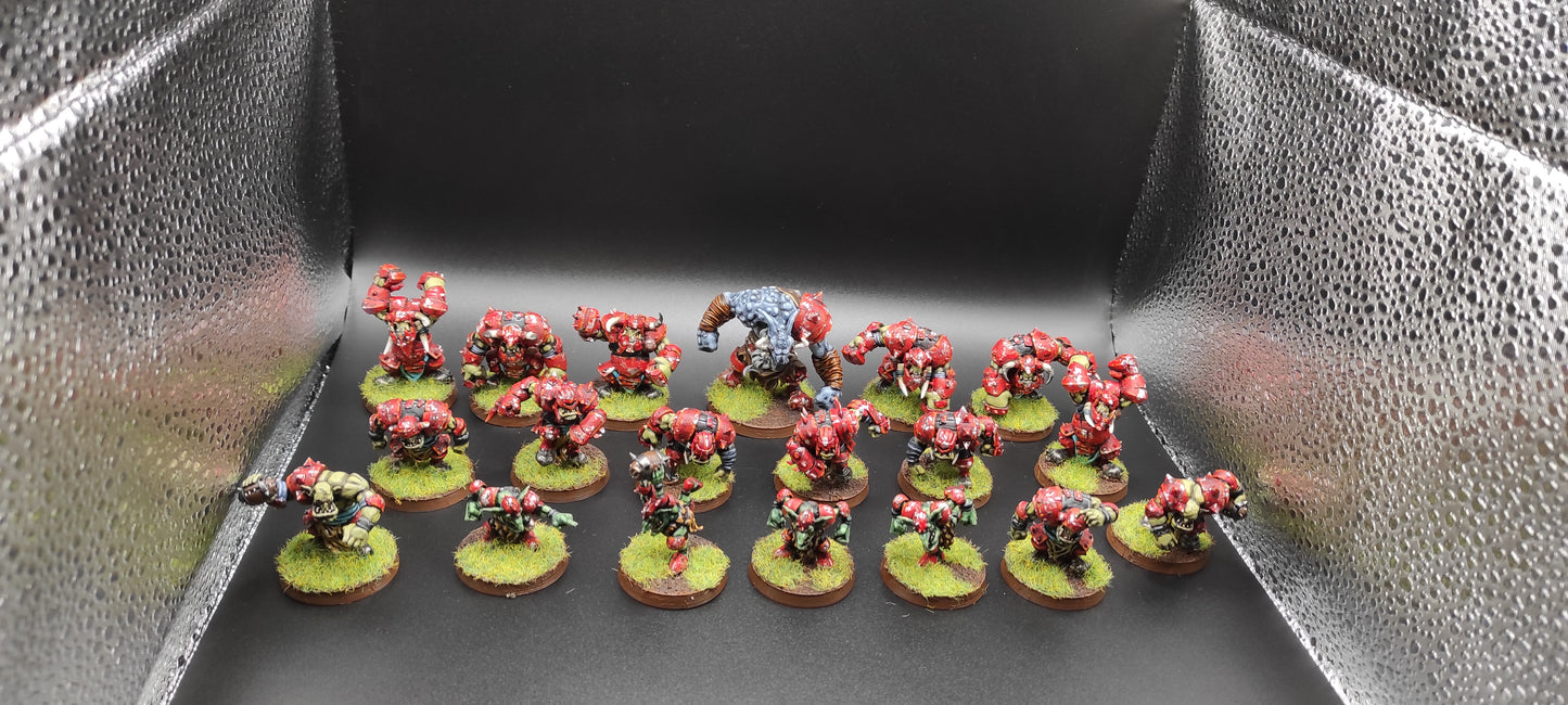 Compatible second hand blood bowl Fantasy Football Team Orks Resin Painted-on-Demand