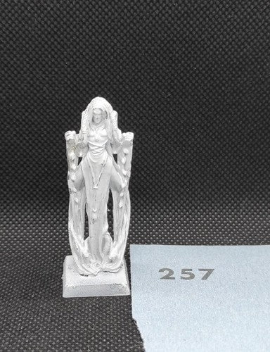 (1) Wood Elves Hero Mage Spellsinger OOP Metal Warhammer Fantasy Miniatures -1940-