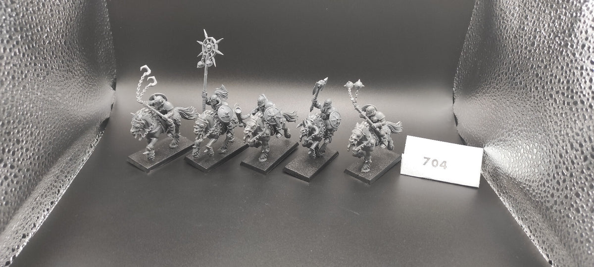 (5) Marauder Horsemen Warriors of Chaos Warhammer Fantasy Miniatures -2057-