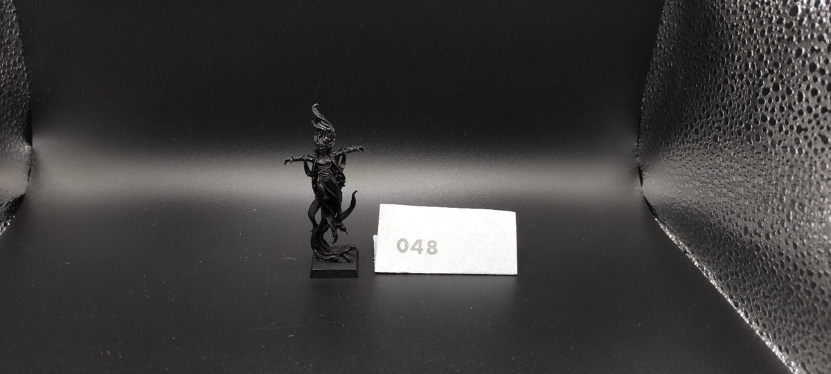 (1) Wood Elf Mage Wood Elves Warhammer Fantasy Miniatures -2377-
