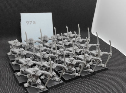 (20) OOP Plastic Orcs Archers Orcs & Goblins Warhammer Fantasy Miniatures -1561-