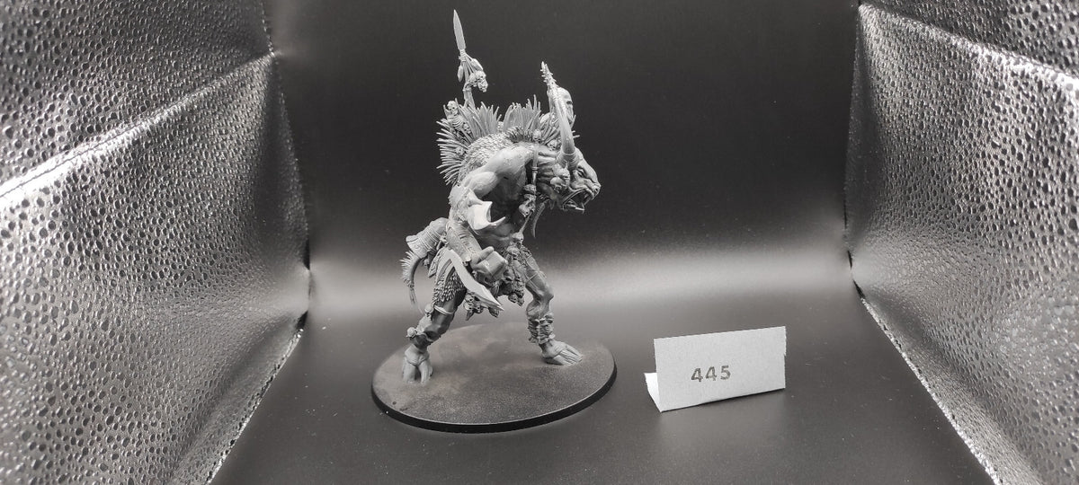 (1) Ghorgon Beastmen Warhammer Fantasy Miniatures -2434-