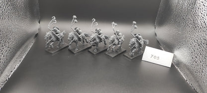 (5) Marauder Horsemen Warriors of Chaos Warhammer Fantasy Miniatures -2058-