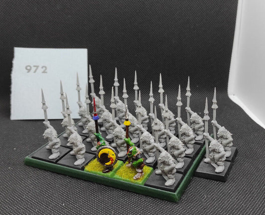 (22) OOP Plastic Goblins with Spear Orcs & Goblins Warhammer Fantasy Miniatures -1562-