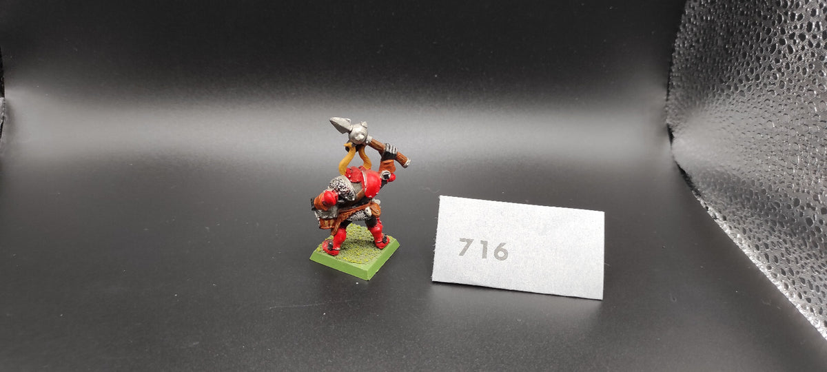 (1) Chaos Warrior Musician Warhammer Fantasy Miniatures -1535-