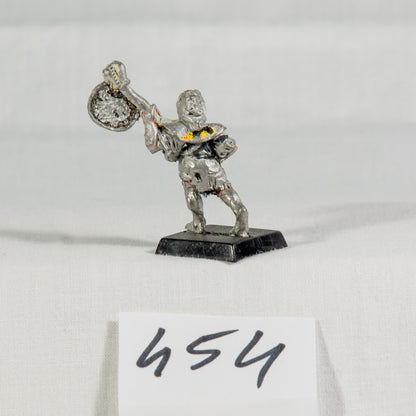 (1) Zombie Musician Vampire Counts Warhammer Fantasy Miniatures -1880-