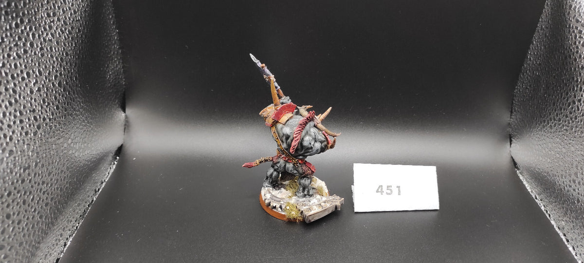(1) Doombull Minotaur Finecast Beastmen Warhammer Fantasy Miniatures -2439-