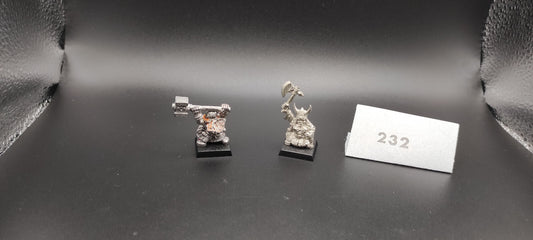 (2) Dwarf General and Queen Warhammer Fantasy Miniatures -1061-