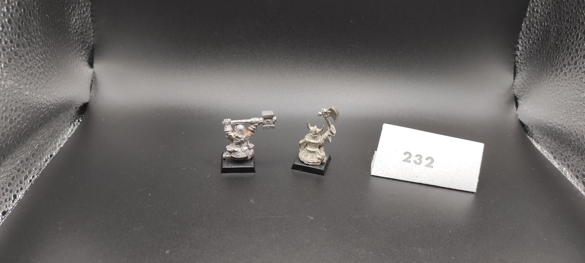 (2) Dwarf General and Queen Warhammer Fantasy Miniatures -1061-