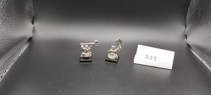 (2) Dwarf General and Queen Warhammer Fantasy Miniatures -1061-