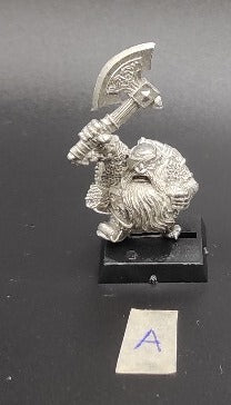 (1) Bugman's Ranger Champion Dwarfs Warhammer Fantasy Miniatures -1062-