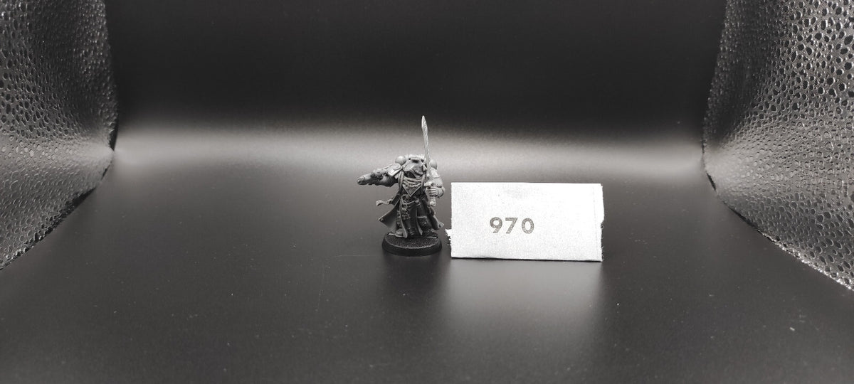 (1) Dark Vengeance Librarian Dark Angels Space Marines Warhammer 40k -1966-