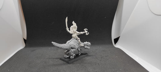(1) Supreme Sorceress on Cold One Metal Dark Elves Warhammer Fantasy Miniatures -2042-