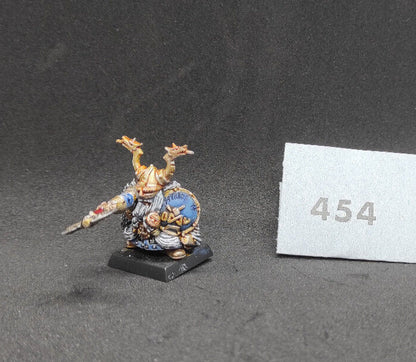 (1) Dwarf Lord Hero Battle for Skull Pass Plastic Warhammer Fantasy Miniatures -1826-