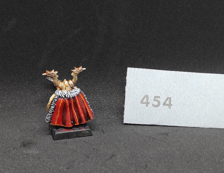 (1) Dwarf Lord Hero Battle for Skull Pass Plastic Warhammer Fantasy Miniatures -1826-