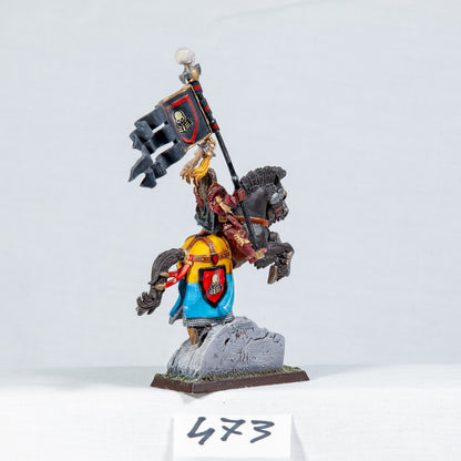 (1) Vampire Battle Standard Vampire Counts Warhammer Fantasy Miniatures -1889-