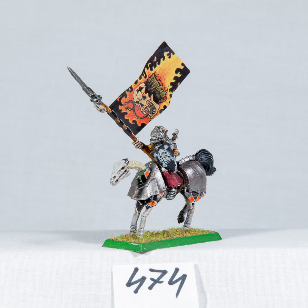 (1) Mounted Wight Vampire Counts Warhammer Fantasy Miniatures -1890-