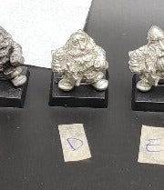 (1) Imperial Dwarf Warhammer Fantasy Miniatures -1070-