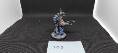 (1) Space Marine Techmarine Horus Heresy Hero Ultramarines Space Marines Warhammer 40k -2409-