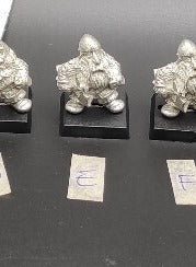 (1) Imperial Dwarf Warhammer Fantasy Miniatures -1071-