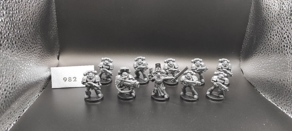 (10) Tactical Space Marines Dark Angels Space Marines Warhammer 40k -1976-