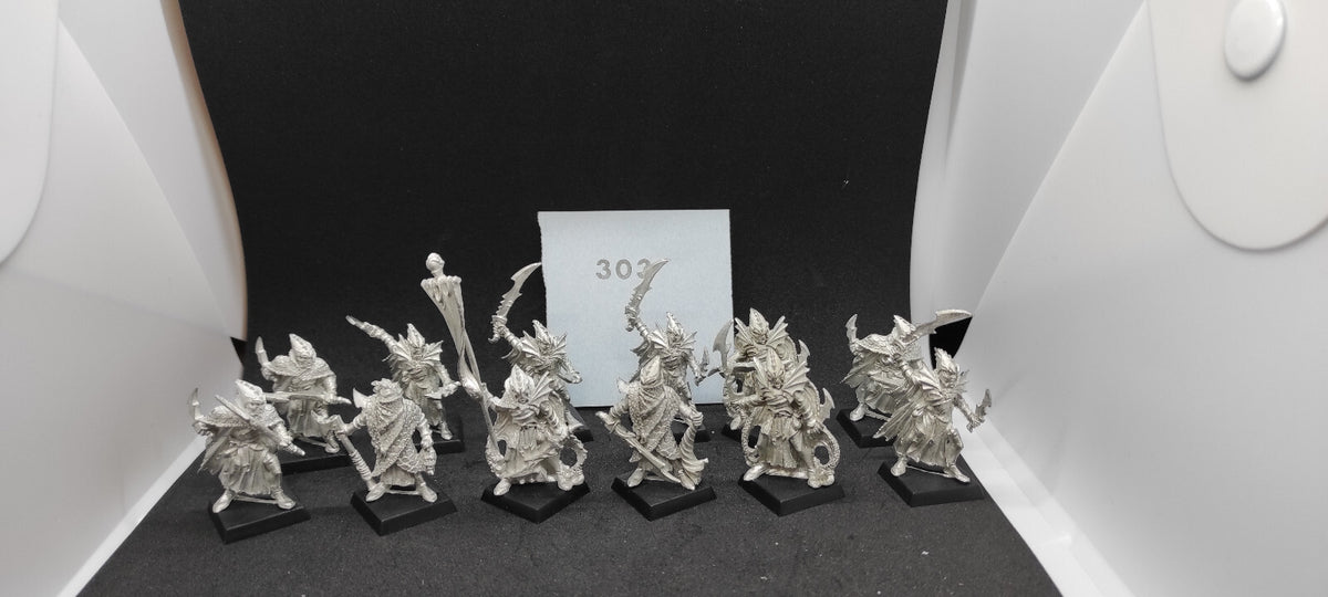 (12) Black Ark Corsairs Dark Elves Warhammer Fantasy Miniatures -2047-