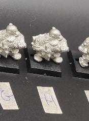 (1) Imperial Dwarf Warhammer Fantasy Miniatures -1074-