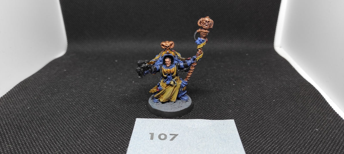 (1) Librarian Tigurius Ultramarines Space Marines Warhammer 40k -2413-