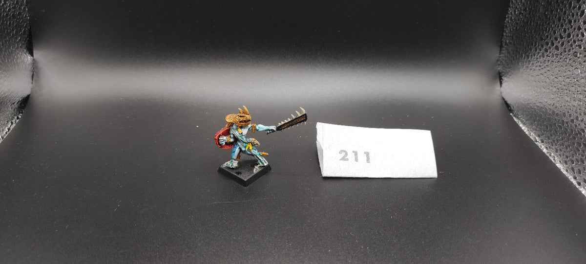 (1) Skink Chief Hero METAL Lizardmen Warhammer Fantasy Miniatures -1027-