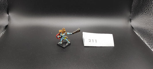 (1) Skink Chief Hero METAL Lizardmen Warhammer Fantasy Miniatures -1027-