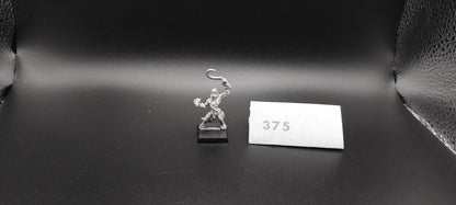 (1) Skink Chief Hero METAL Lizardmen Warhammer Fantasy Miniatures -1028-