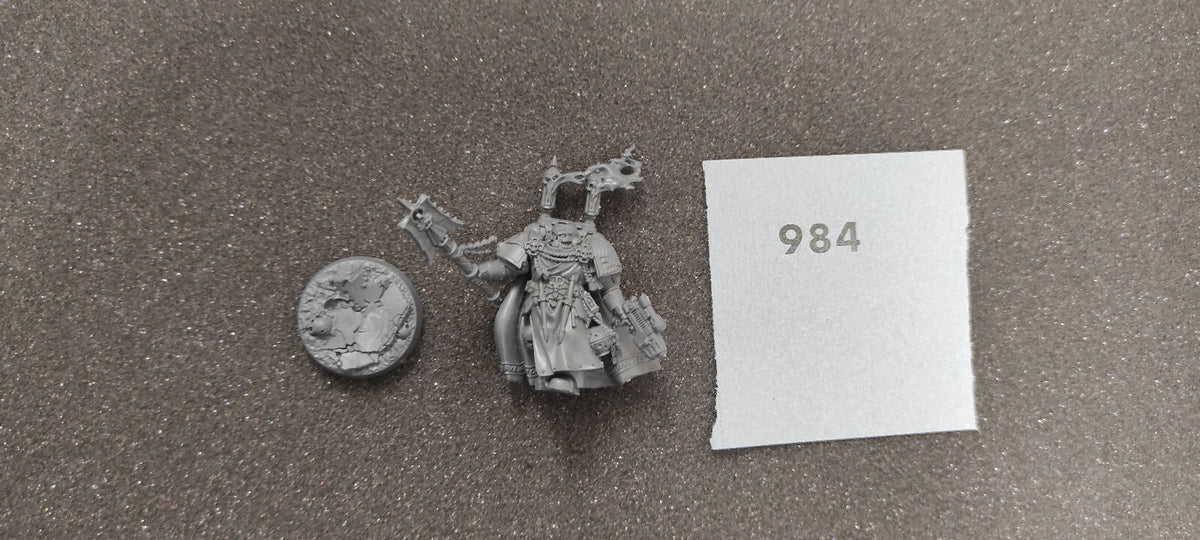 (1) Dark Vengeance Chaplain (Complete) Dark Angels Space Marines Warhammer 40k -1979-