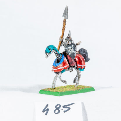 (1) Mounted Wight Vampire Counts Warhammer Fantasy Miniatures -1900-