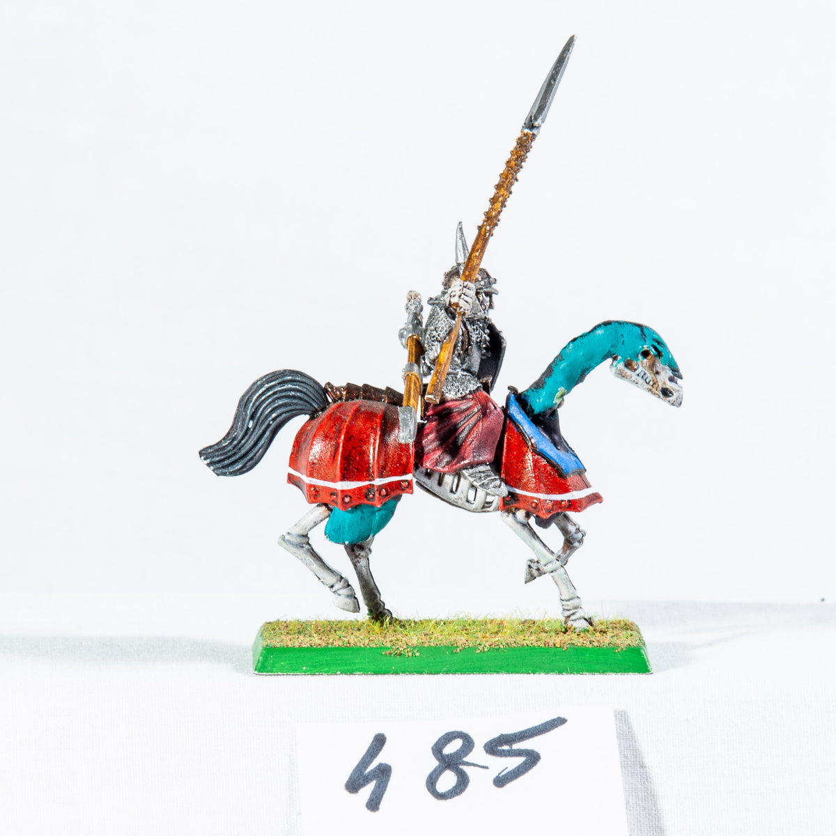 (1) Mounted Wight Vampire Counts Warhammer Fantasy Miniatures -1900-