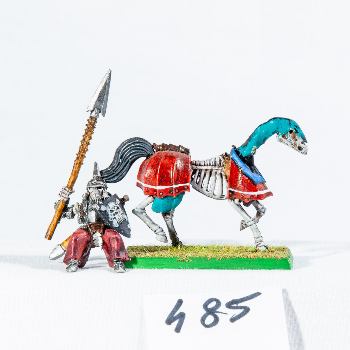 (1) Mounted Wight Vampire Counts Warhammer Fantasy Miniatures -1900-