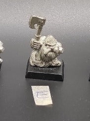 (1) Long Beards Dwarfs Warhammer Fantasy Miniatures -1081-