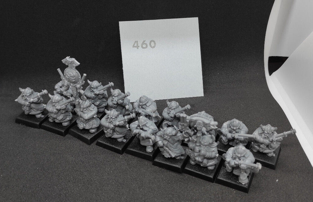 (16) Dwarf with Rifle Thunderer Plastic Warhammer Fantasy Miniatures -1830-