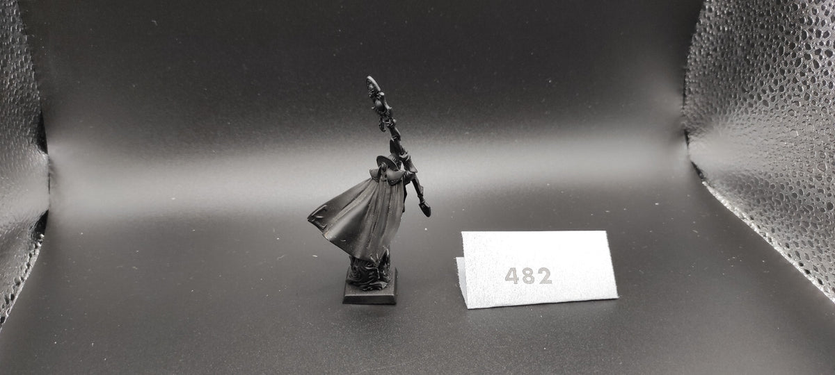 (1) High Elf Mage High Elves Warhammer Fantasy Miniatures -2312-