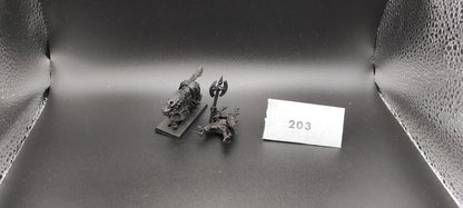 (1) Chaos Lord OOP Metal Warriors of Chaos Warhammer Fantasy Miniatures -2462-