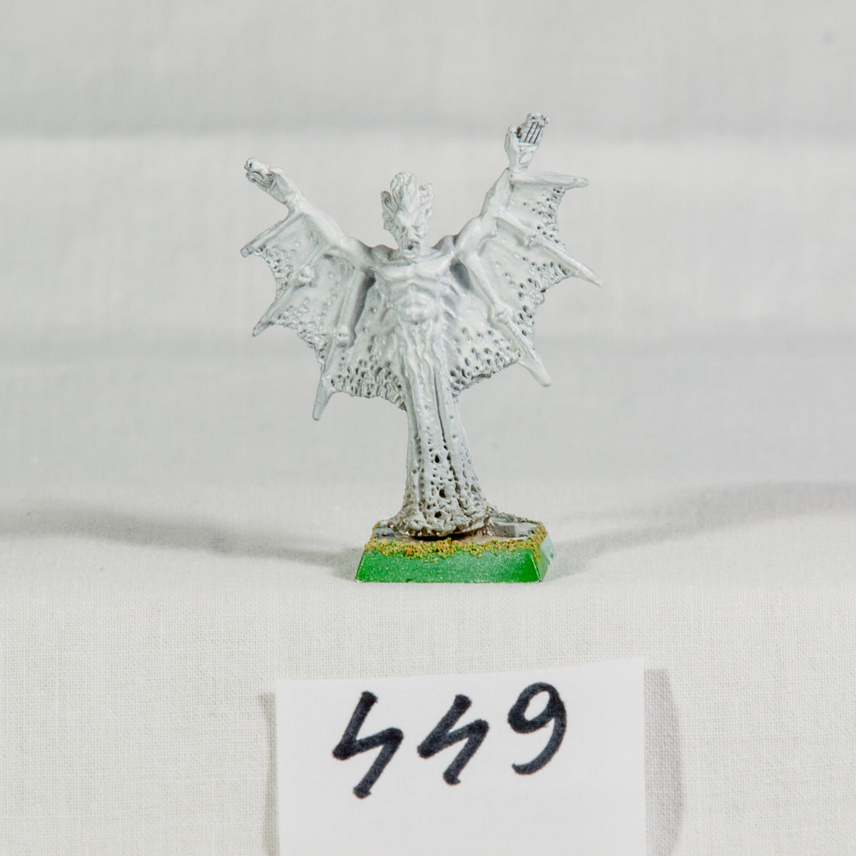 (1) Night Horrors Vampire OOP Vampire Counts Warhammer Fantasy Miniatures -1909-