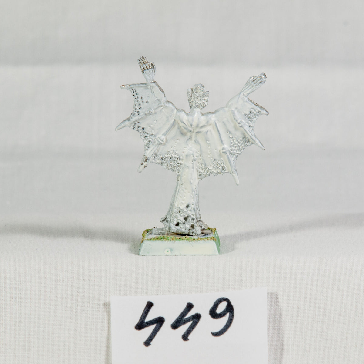 (1) Night Horrors Vampire OOP Vampire Counts Warhammer Fantasy Miniatures -1909-