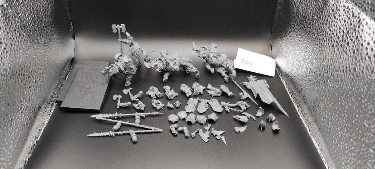 (3) Bloodcrusher of Khorne Daemons of Chaos Warhammer Fantasy Miniatures -2465-