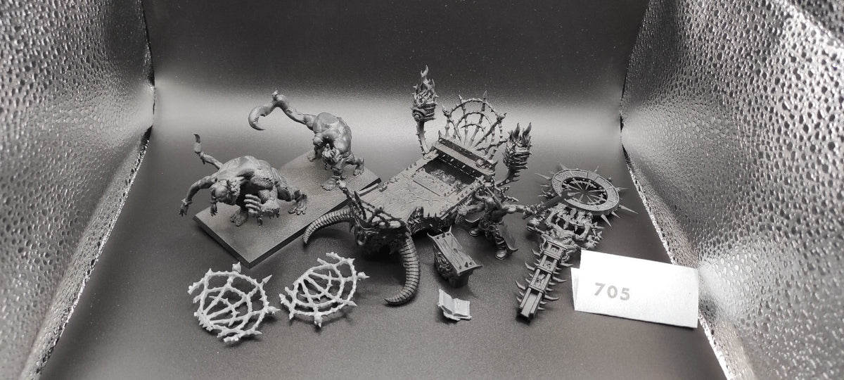 (1) Chaos Warshrine Warriors of Chaos Warhammer Fantasy Miniatures -2467-