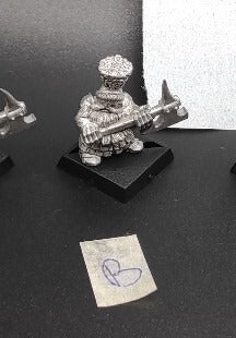 (1) Dwarf Champion Warhammer Fantasy Miniatures -1095-