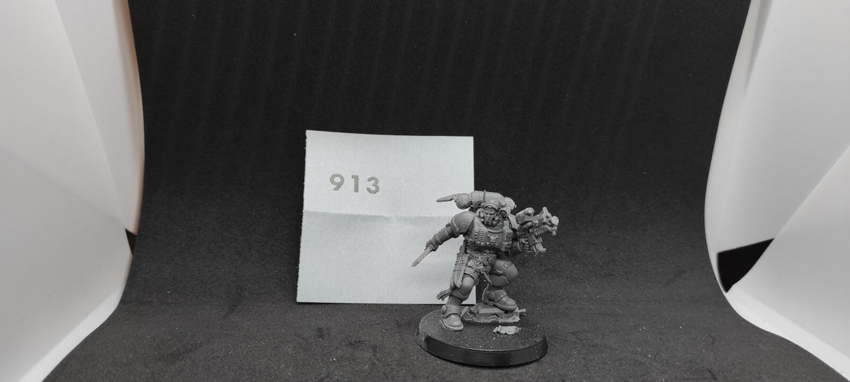 (1) Primaris Lieutenant in Phobos Armour Space Marines Warhammer 40k -2253-